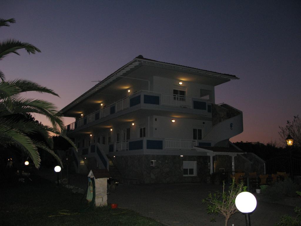 نيا بوتيدايا Seaview Aparthotel المظهر الخارجي الصورة
